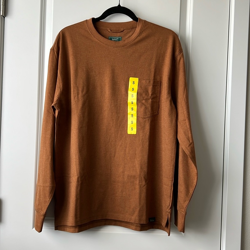 Mens Woolrich Long Sleeve Pocket Tee size Small NWT